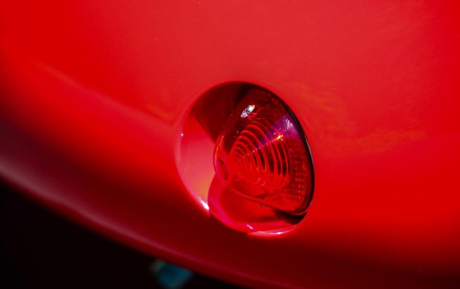 Детали экстерьера Ferrari 500 Mondial Scaglietti Spyder (Series I) 1954 года  (фото 8 из 23)